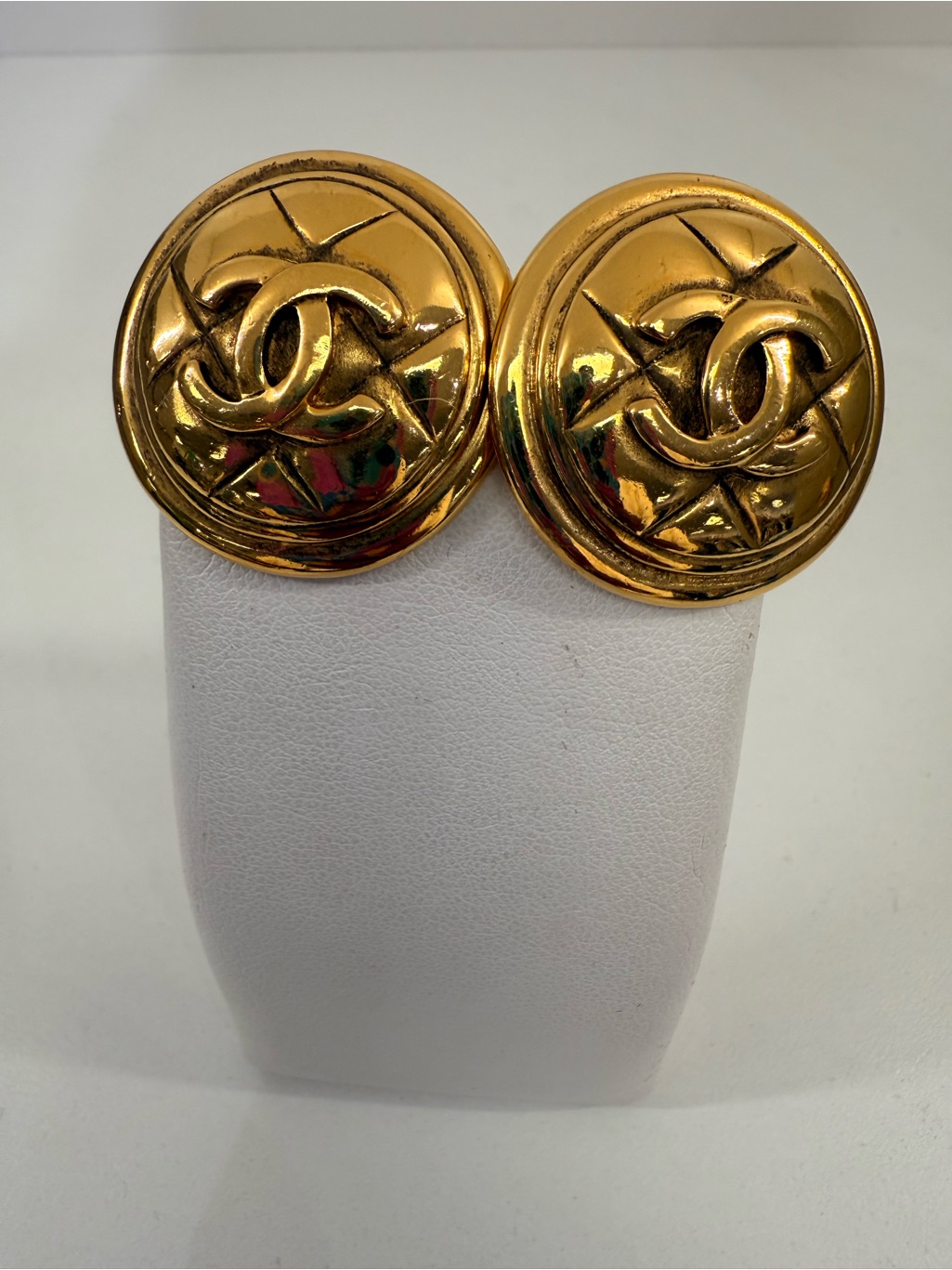 Vintage Chanel Gold Quilted Cc Round Clip Earrings